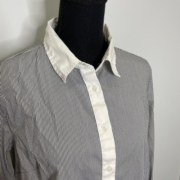 Ann Taylor Black and White Striped Button Up - Picture 2 of 6